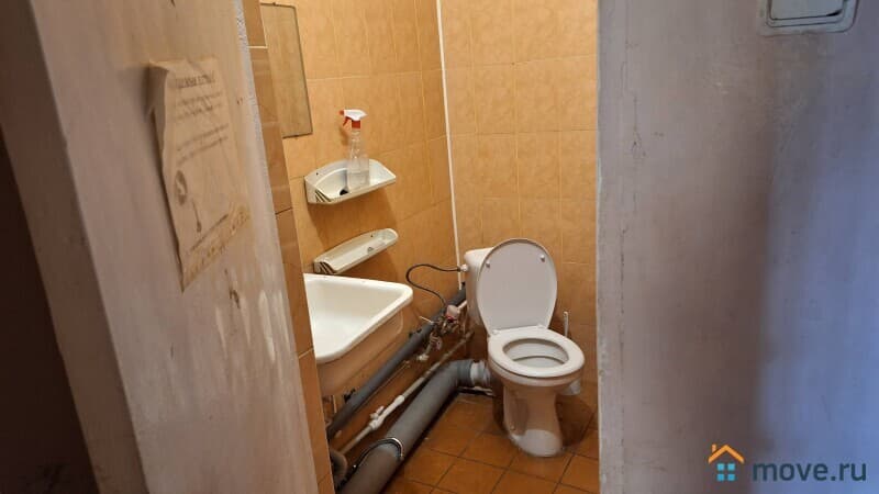 нежилое здание, 147.2 м²