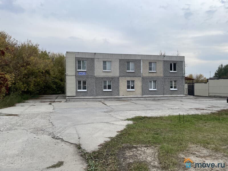 нежилое здание, 600 м²