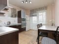 Аренда двухкомнатной квартиры посуточно, 61 м², этаж 4 из 10. Фото 1