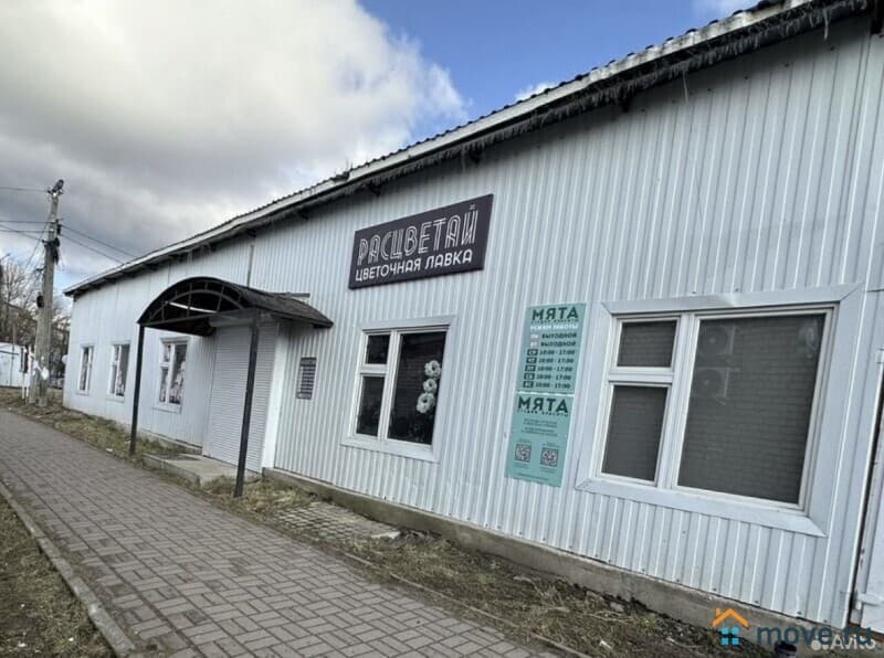 нежилое здание, 140 м²