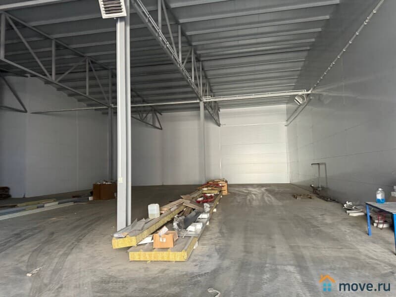 склад, 990 м²