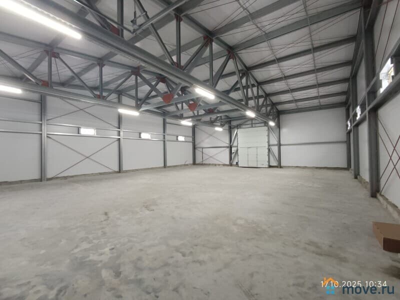 склад, 300 м²