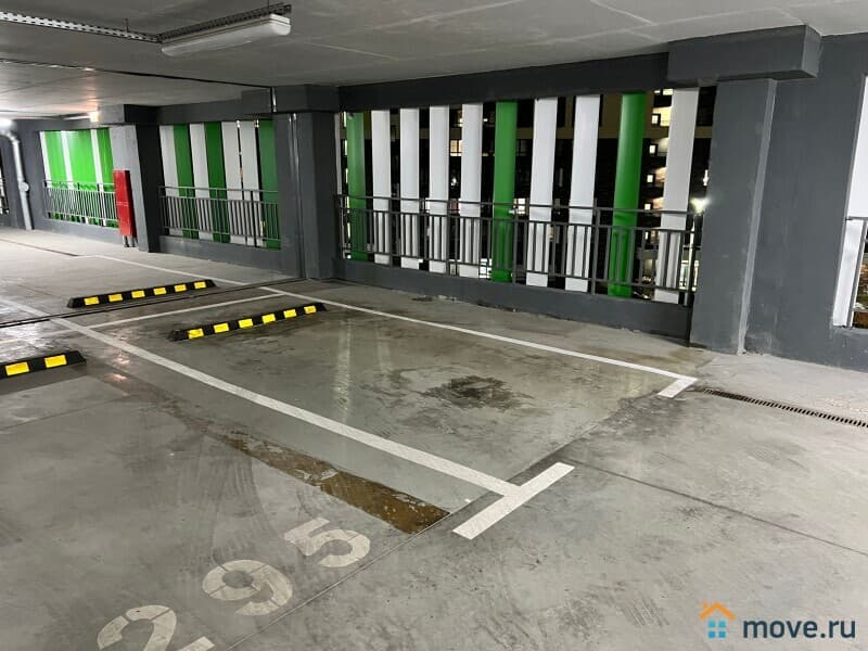 машиноместо, 14 м²