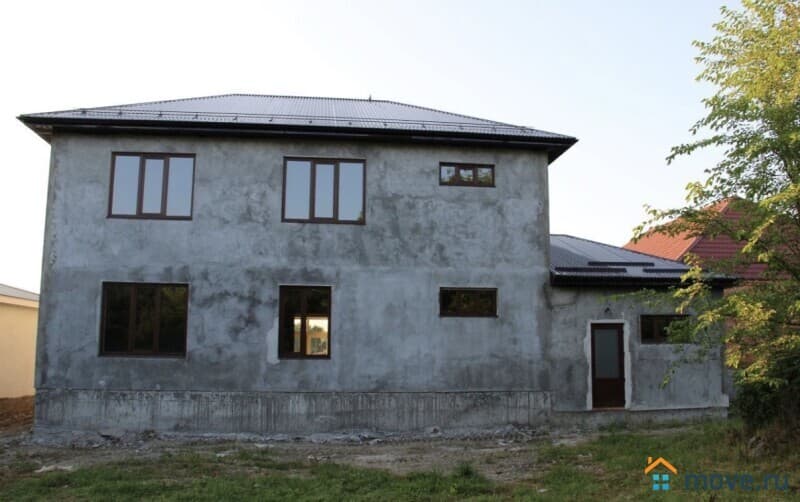 дом, 460 м²