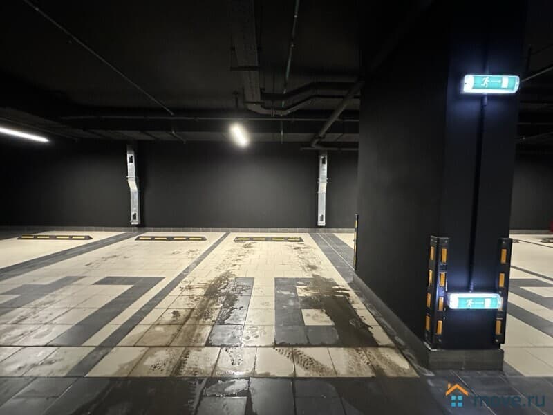 машиноместо, 14 м²