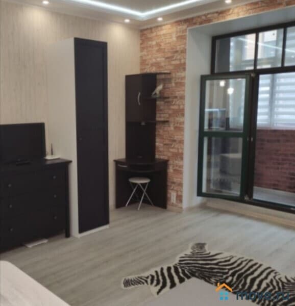студия, 32 м&sup2;