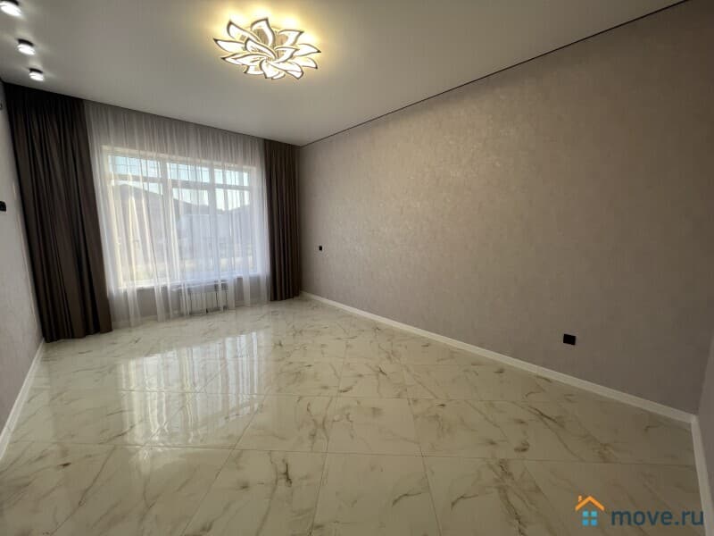 коттедж, 105 м²