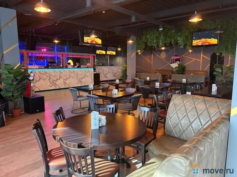 нежилое здание, 409 м²