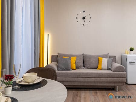 Сдам посуточно 1-комнатную квартиру, 37 м², Казань, улица Гаврилова, 7к1