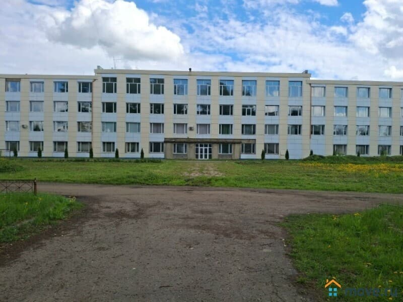 свободного назначения, 1050 м&sup2;