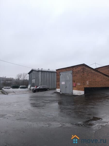 склад, 3930 м&sup2;