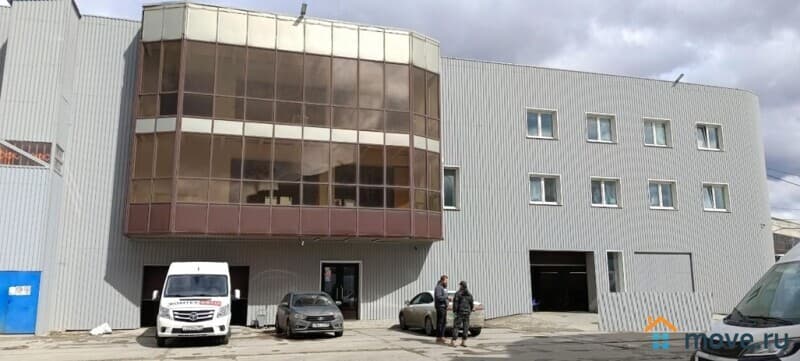 склад, 3872 м&sup2;