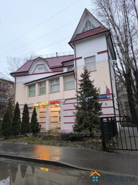нежилое здание, 524 м&sup2;