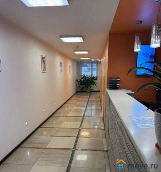 нежилое здание, 796 м&sup2;