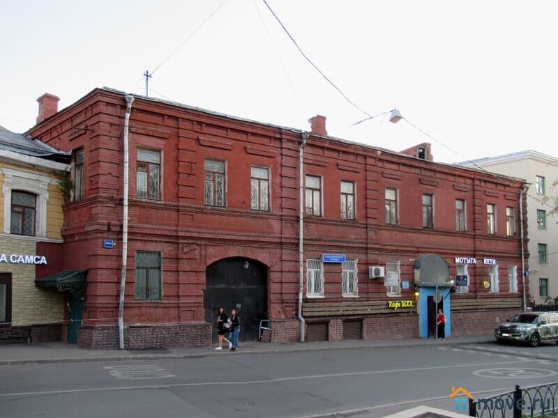 нежилое здание, 733 м&sup2;