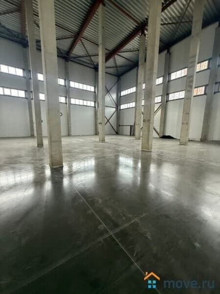 склад, 5450 м&sup2;