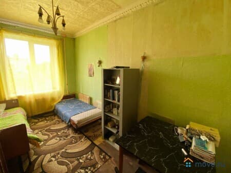 Сдаем койко-место, 40 м&sup2;, Брянск, проспект Ленина, 24