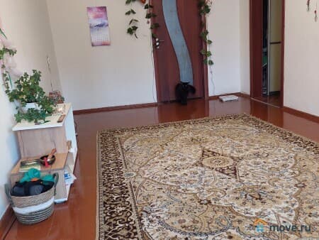 Продаю 3-комнатную квартиру, 60 м&sup2;, Уфа, улица Авроры, 7/2