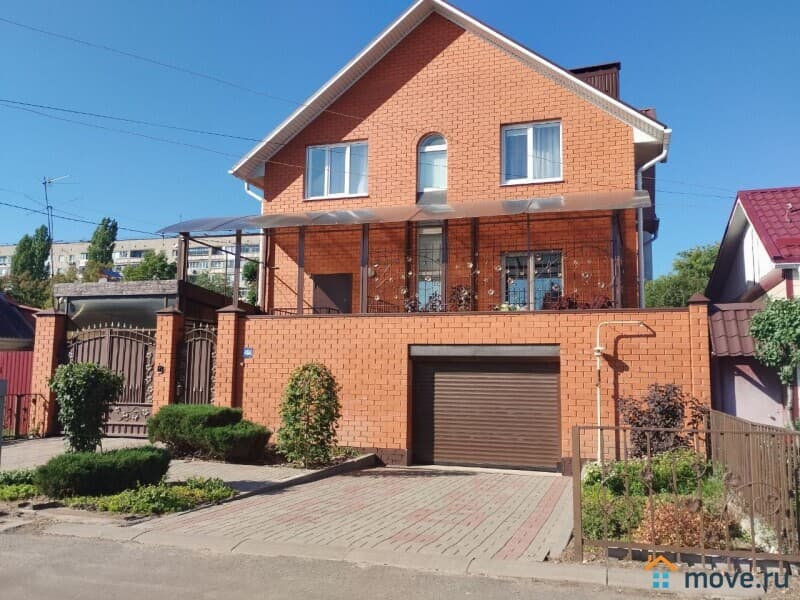 коттедж, 250 м&sup2;