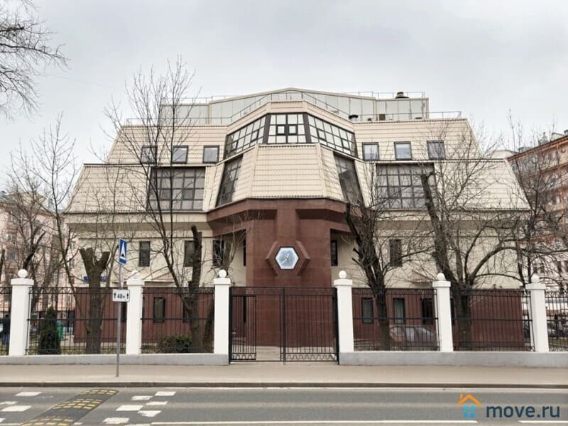 отдельное здание, 3420 м&sup2;