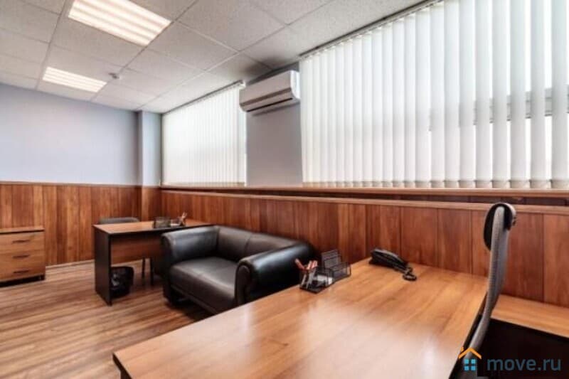 отдельное здание, 9208 м&sup2;