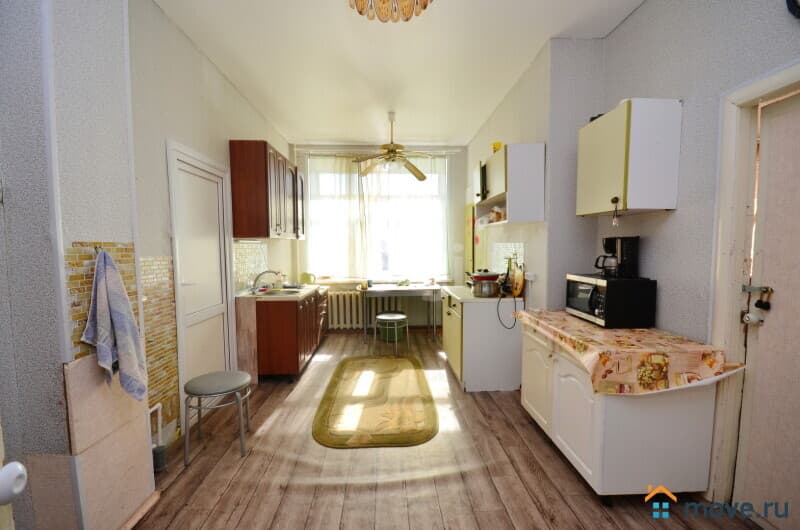 3-комн. квартира, 127.8 м&sup2;