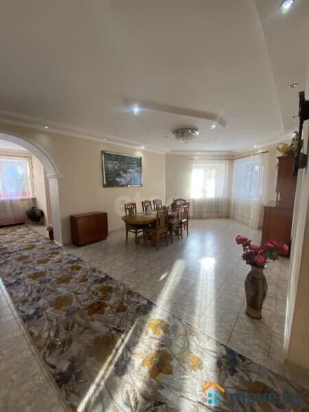 дом, 294.7 м&sup2;