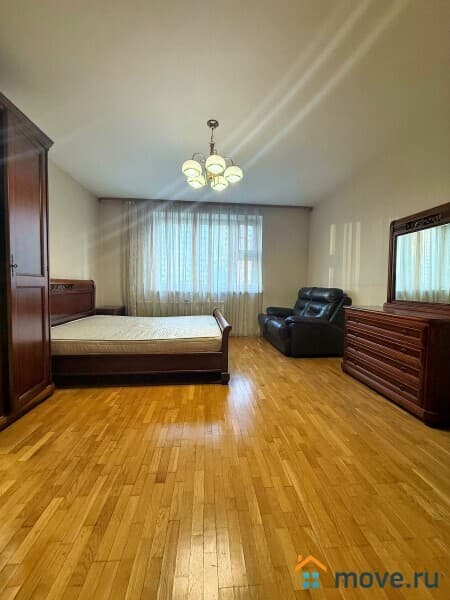 3-комн. квартира, 83.5 м&sup2;