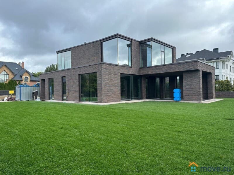 дом, 532.3 м&sup2;