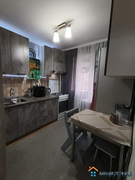 2-комн. квартира, 42 м&sup2;