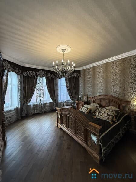 дом, 380 м&sup2;