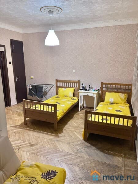 койко-место, 80 м&sup2;