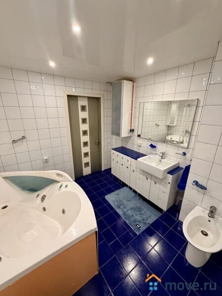 4-комн. квартира, 136.6 м&sup2;