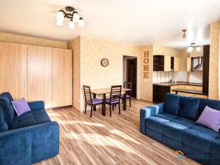 Сдается посуточно 1-комнатная квартира, 44 м&sup2;, Волгоград, улица Новороссийская, 8а