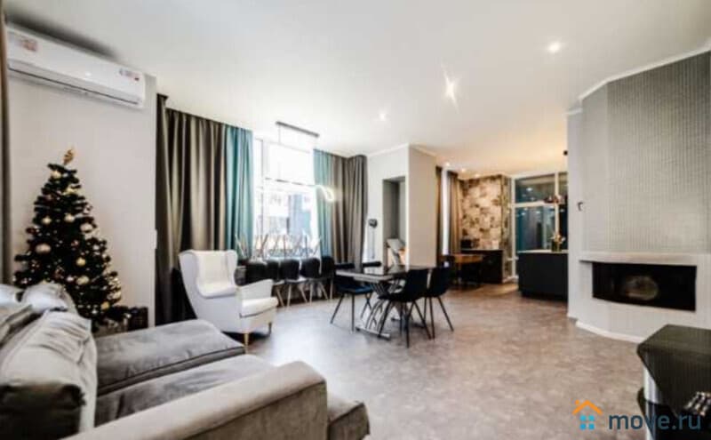 коттедж, 250 м&sup2;