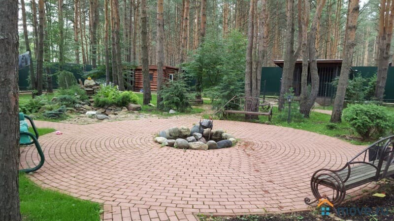 коттедж, 850 м&sup2;