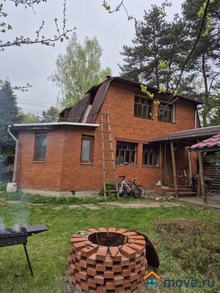 коттедж, 150 м&sup2;