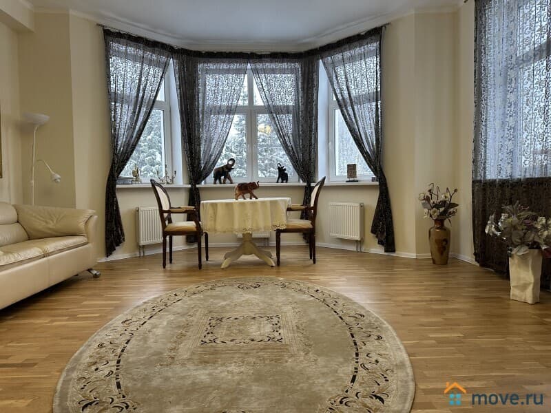 дом, 225 м&sup2;