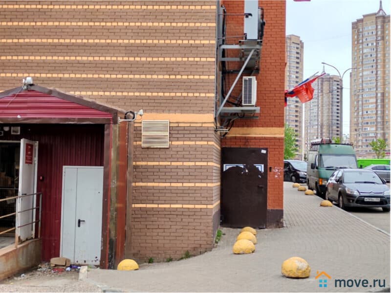 свободного назначения, 200 м&sup2;