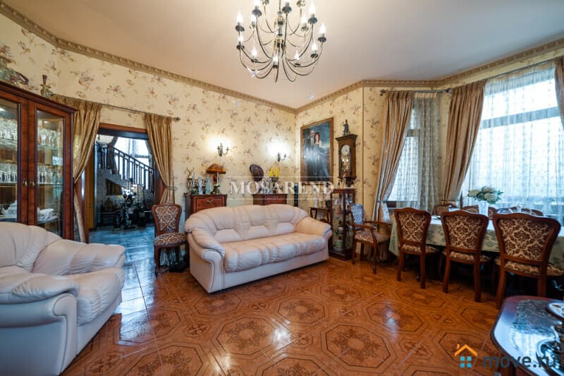 коттедж, 750 м&sup2;