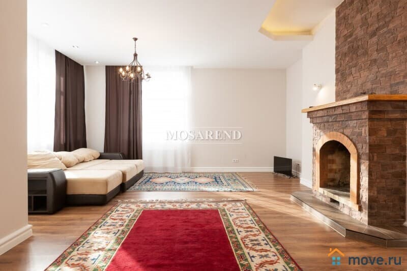 коттедж, 750 м&sup2;