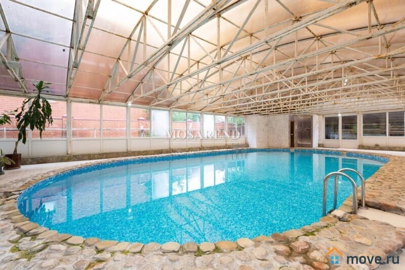 коттедж, 600 м&sup2;