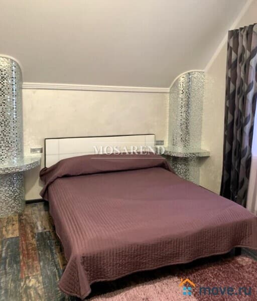 коттедж, 600 м&sup2;