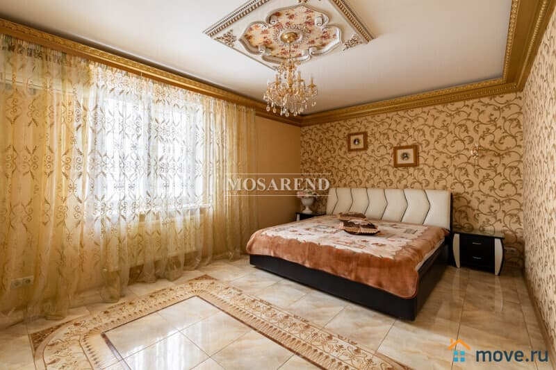 коттедж, 450 м&sup2;