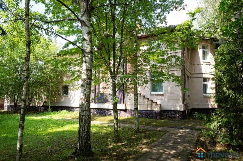 коттедж, 450 м&sup2;