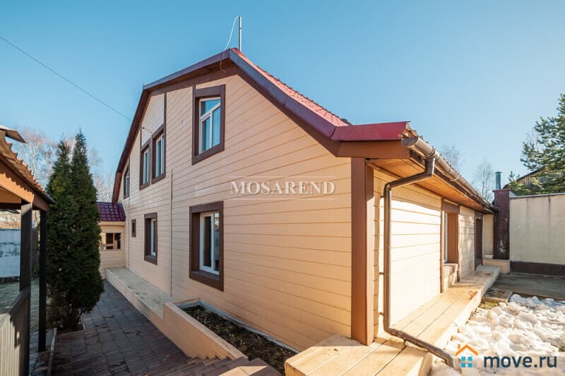 коттедж, 250 м&sup2;