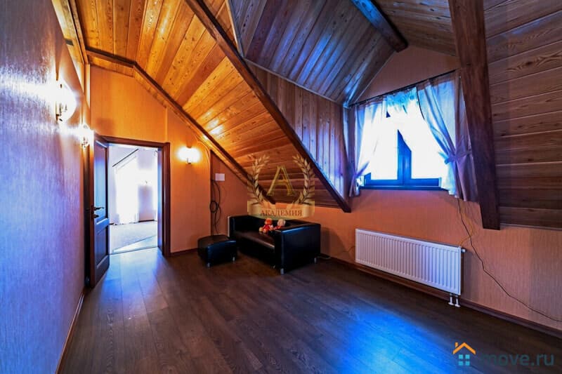 коттедж, 500 м&sup2;