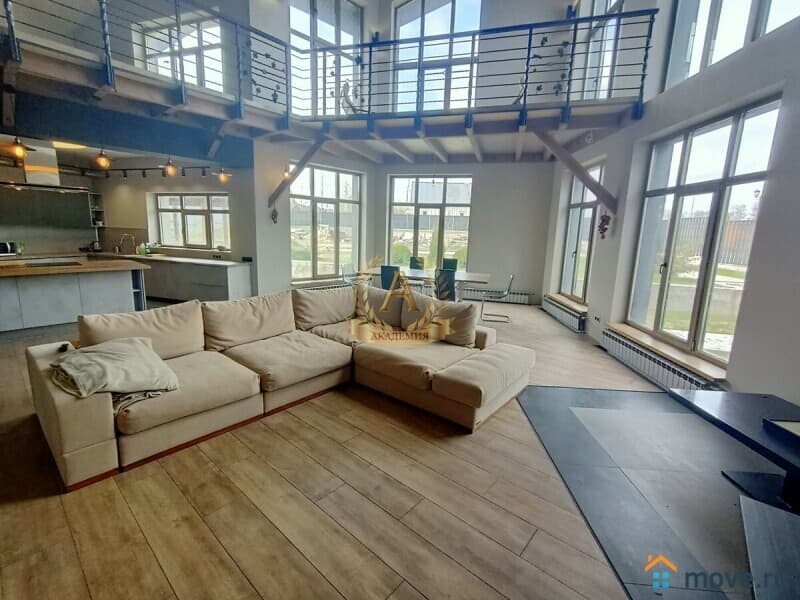 коттедж, 500 м&sup2;