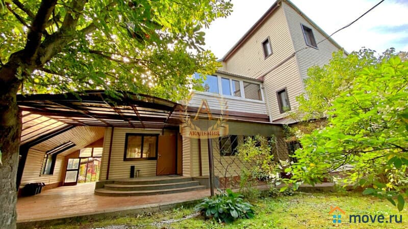 коттедж, 450 м&sup2;