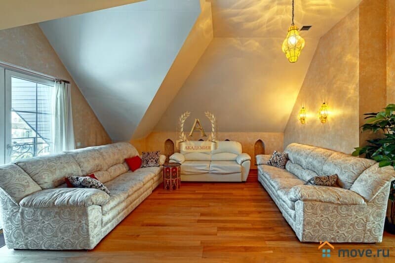 коттедж, 680 м&sup2;